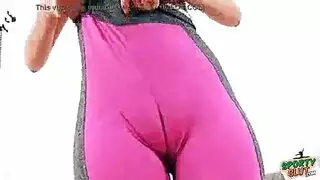 الثدي ضخمة عقاب يغيظ