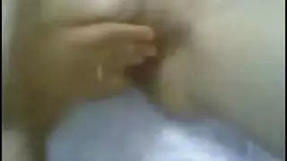 فتاة مصرية كبيرة الصدر تأخذ جنسًا عنيفًا ليليًا