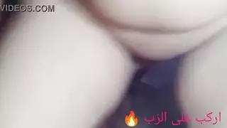 دهن جسم أبيض مربرب زيت ونيكه حتا لقزف في خرم طيز
