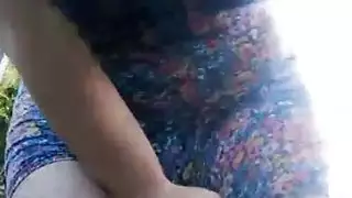 زوجان عربيان ساخنان يمارسان الجنس في المقعد الخلفي